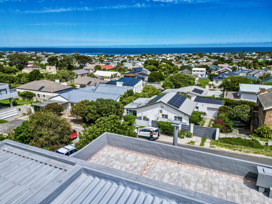 4 Bedroom Property for Sale in Onrus Western Cape